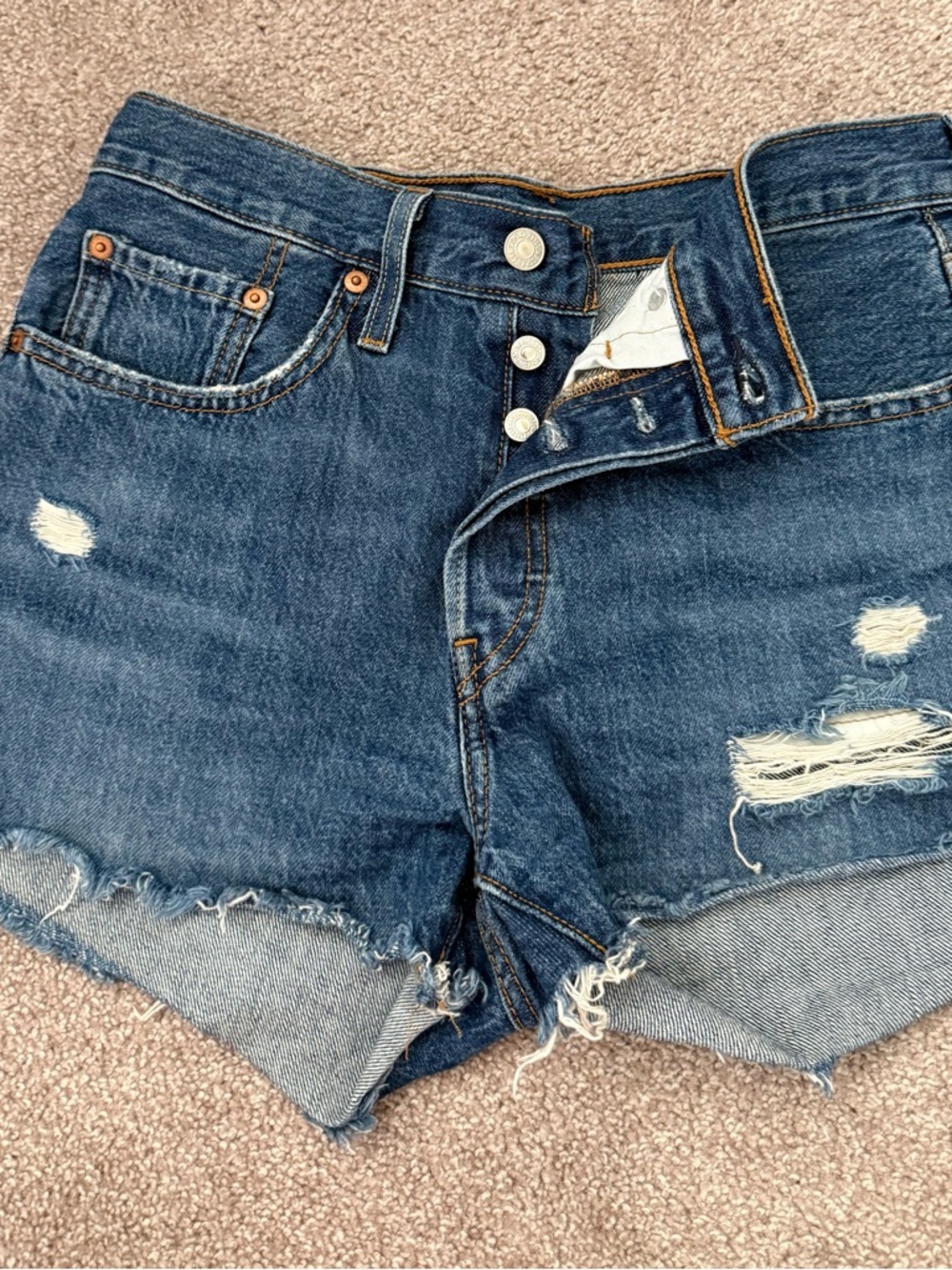 Levi’s 501 High-Rise Distressed Denim Shorts - Blue